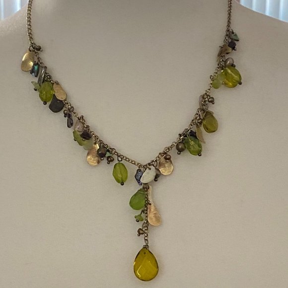 Green Y Necklace and Earring Set, Light and Feminine - Picture 1 of 5